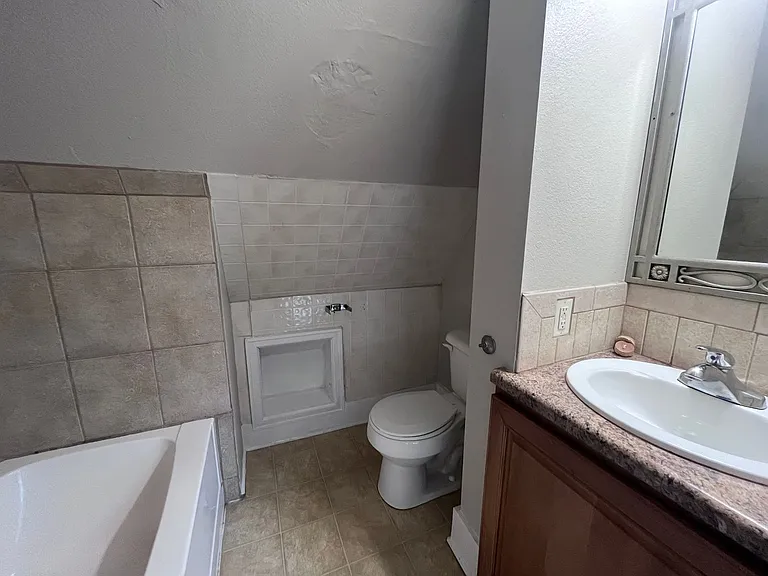 2124 N Arkansas Ave — Photo 15