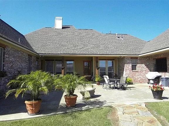 4th image of 112 Live Oak Blvd