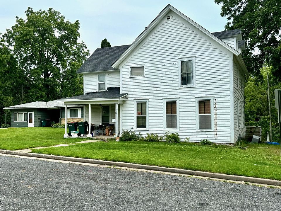 1st image of 132 Vine St