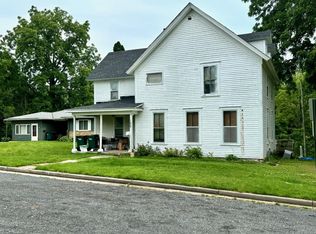 132 Vine St, River Falls, WI 54022