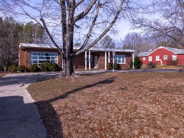 1338 Goodes Ferry Rd, South Hill, VA 23970