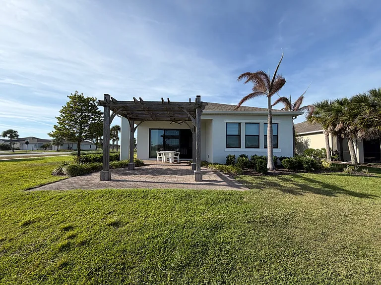 2371 Caravan Pl — Photo 26