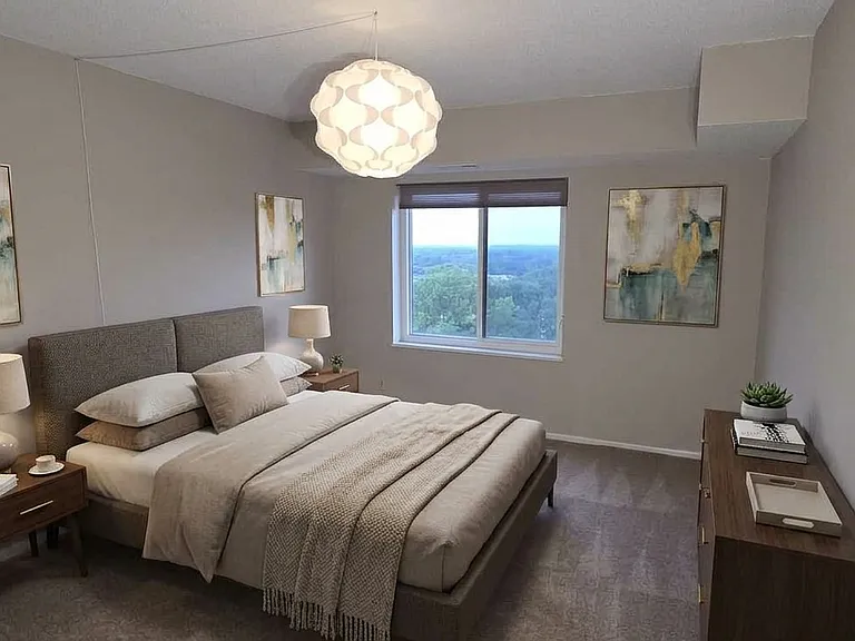8380 Greensboro Dr #722 — Photo 7