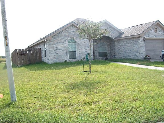 4th image of 301 Lemonwood Dr