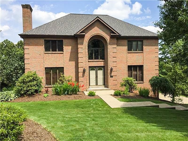 1st image of 2445 Dogwood Dr