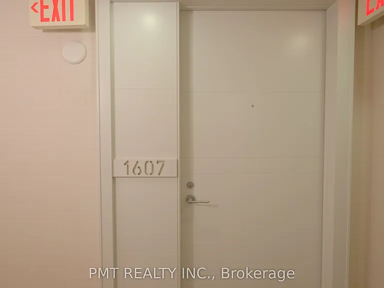 38 Grenville St #1607 — Photo 22