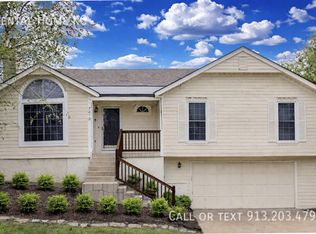 7413 W 154th Ter, Overland Park, KS 66223