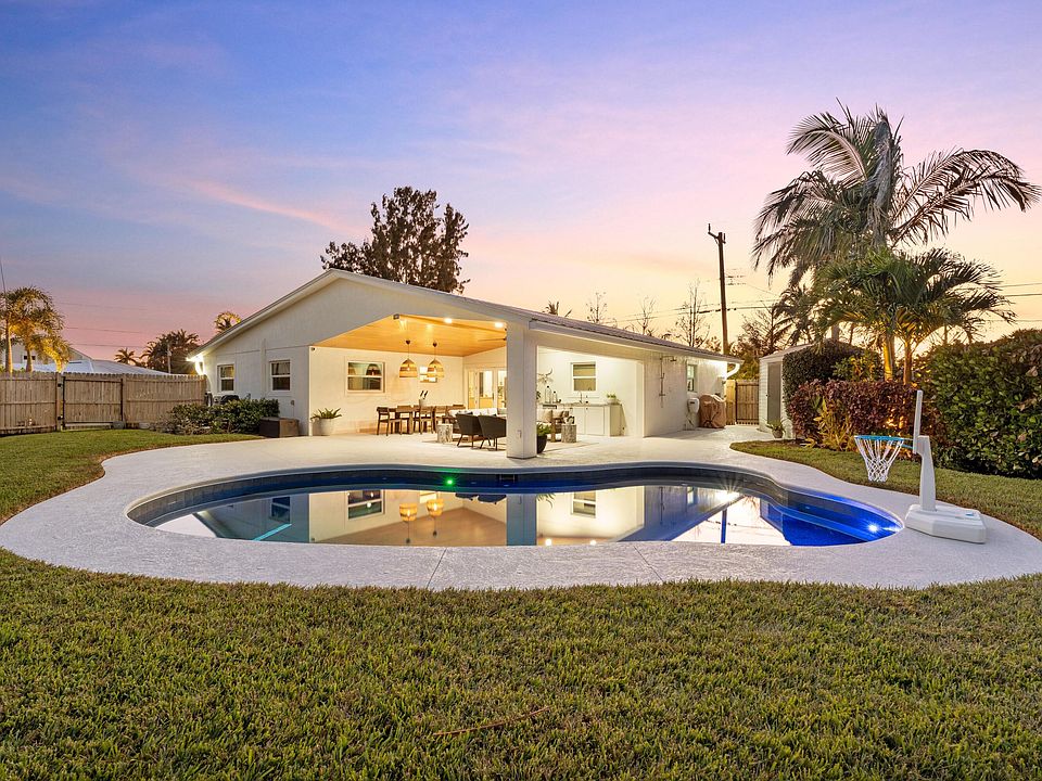 1st image of 247 SW Riverway Boulevard