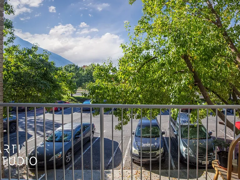 331 N Belmont Pl #233 — Photo 18