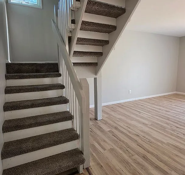 1931 Blackthorn Dr — Photo 4