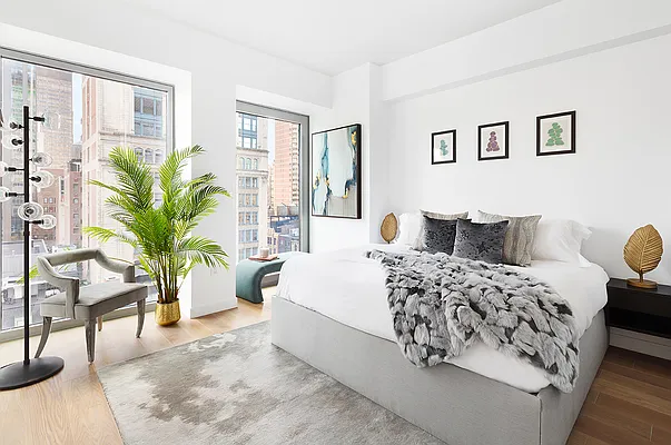 Sold by Reuveni LLC | media 19