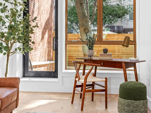 1198 Jefferson Avenue image 10 of 17