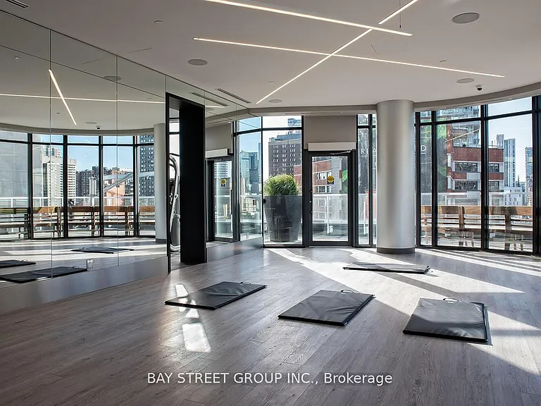 403 Church St #1410 — Photo 11