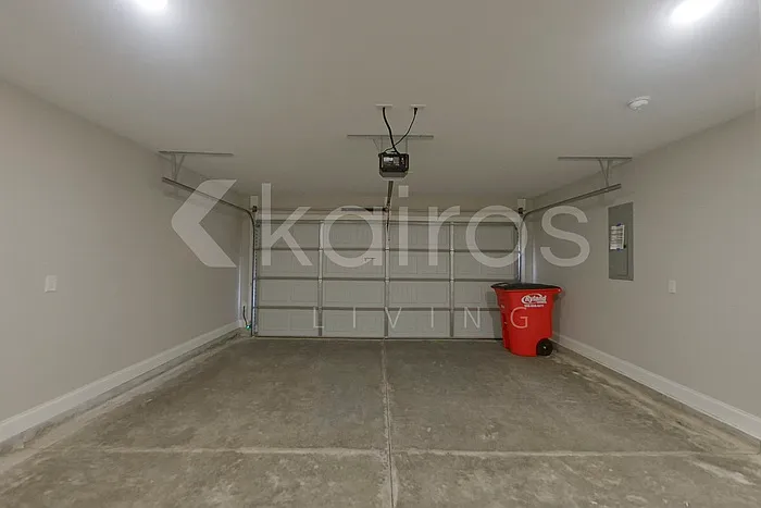 104 Allentown Ct — Photo 17