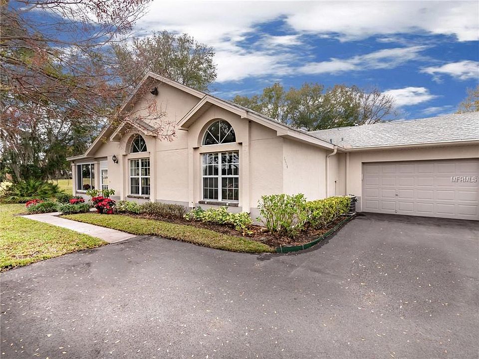 1st image of 1114 Golfview Woods Dr