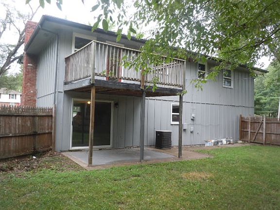 Deck, patio, privacy fence