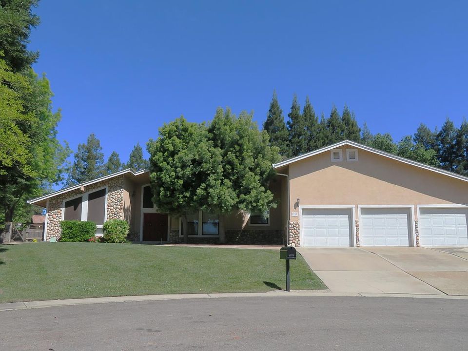 1st image of 9912 Wild Oak Ct
