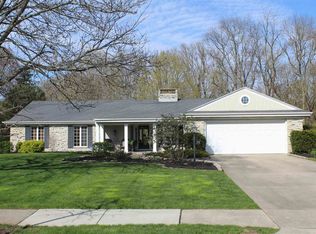 712 Snowfall Rd, Fort Wayne, IN 46819