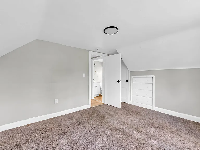 1462 E 175th St #3 — Photo 9