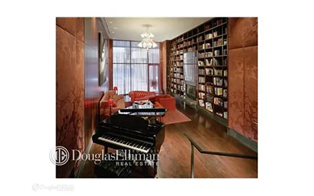 Rented by Douglas Elliman | media 21