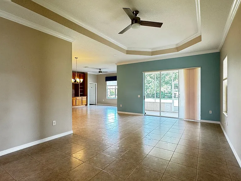 8821 SW 82nd Court Rd — Photo 4