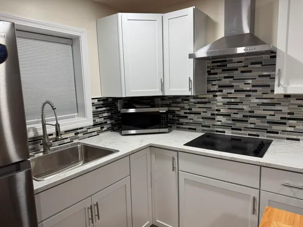 107 Blanchard St, Waterbury, CT 06705