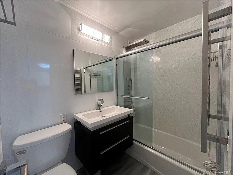666 Pelham Rd #3A — Photo 14