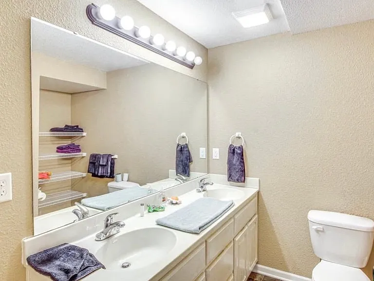 2230 SW Suncatcher Rd — Photo 25