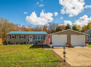 143 Center St, Cambridge Springs, PA 16403