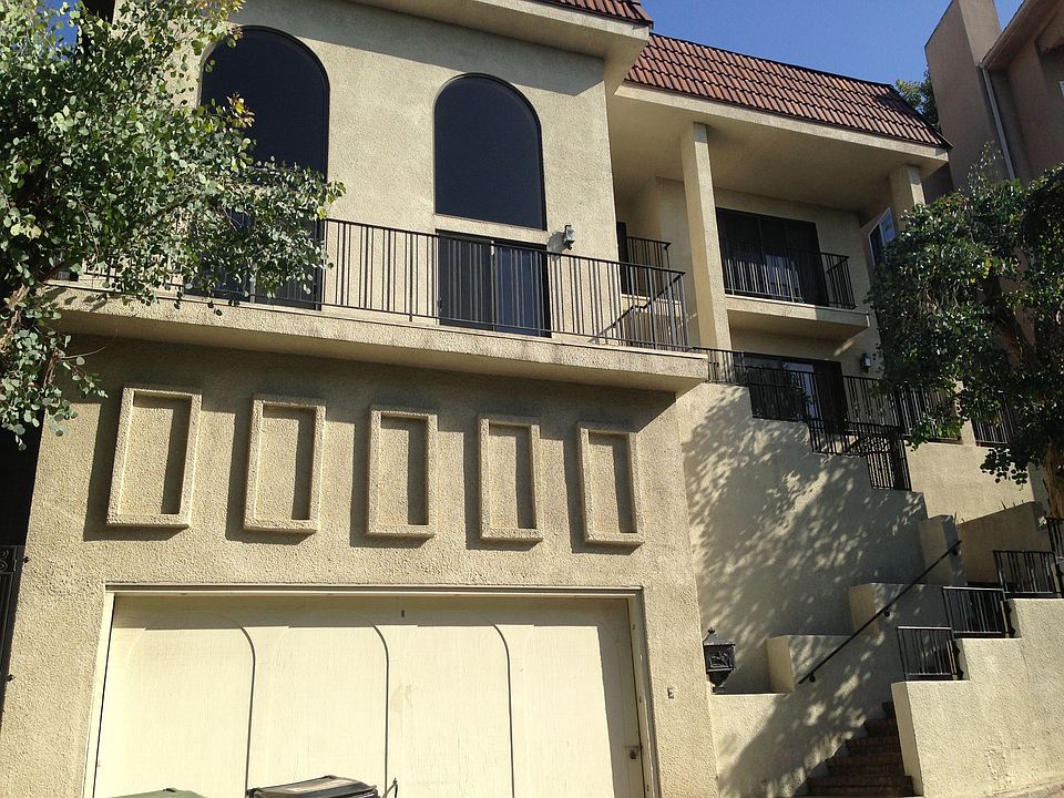 2nd image of 3629 Holboro Dr