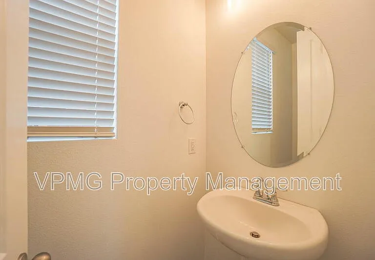 2301 SW 5th Pl — Photo 15