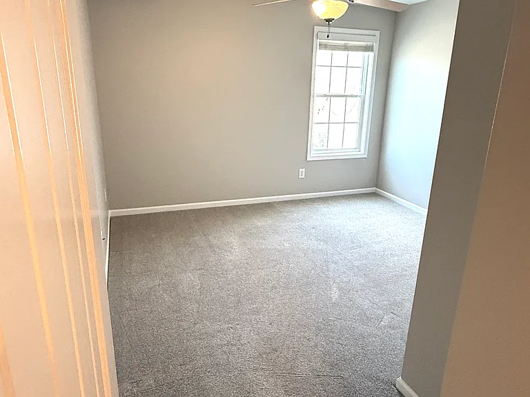 514 Dragby Ln — Photo 37