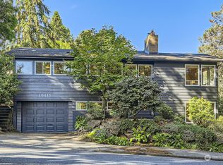 10415 35th Ave NE, Seattle, WA