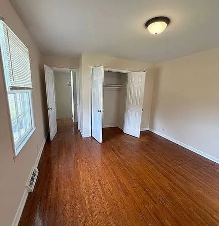 3 bed, $1,000 — Photo 4