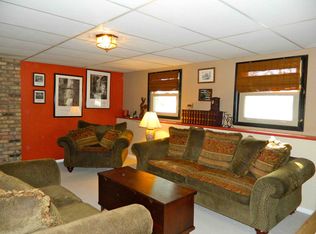 10157 Harrison Rd, Bloomington, MN 55437