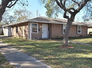 2210 Cherry Ln, Pasadena, TX 77502
