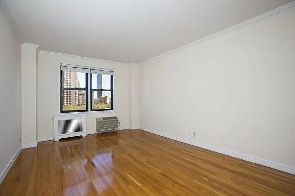 Rented by Keller Williams NYC | media 9