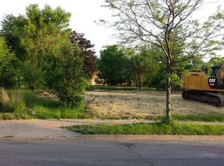 722 Rondo Ave, Saint Paul, MN 55104