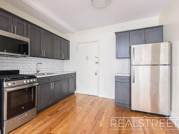 2nd image of 2330 Ocean Ave APT 3E