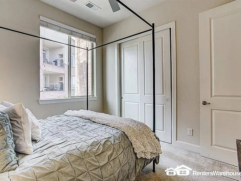 301 Inverness Way S — Photo 18