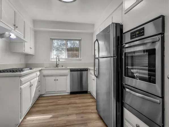 1532 N Hayworth Ave APT 15, Los Angeles, CA 90046