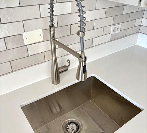 4th image of 1460 N Sandburg Ter APT 1209