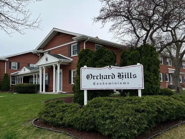 3119 S 122nd STREET #17, West Allis, WI 53227