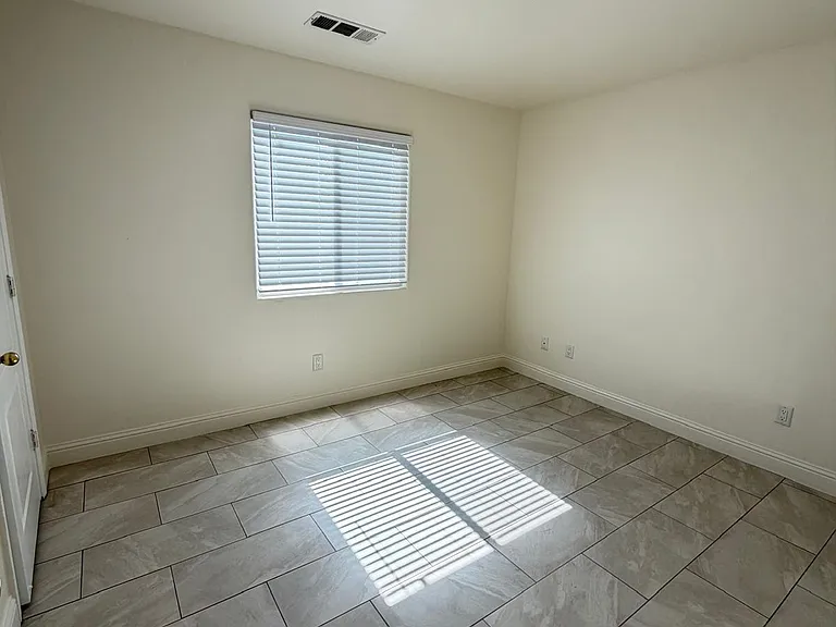 1314 Sierra Summit Ave — Photo 6