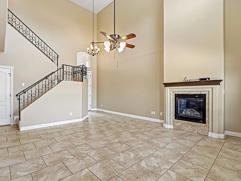 3727 Grand Bahamas Dr — Photo 9