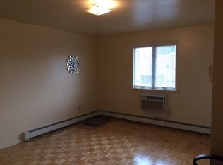 2130 48th St, Astoria, NY 11105