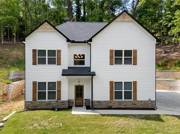 830 Dixon Dr, Gainesville, GA 30501