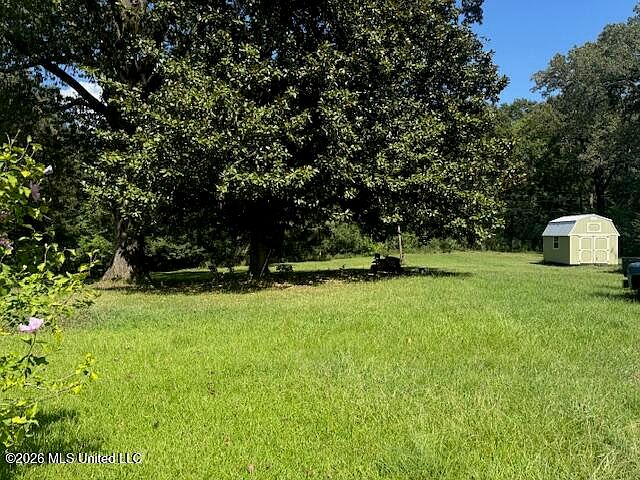 1st image of 7 Hall Rd