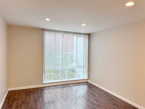 3rd image of 414 Fairmount Ave APT 101