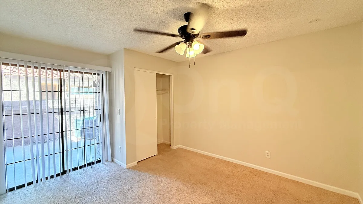 3 bed, 2.0 bath, 1536 sqft, $1,999 — Photo 2